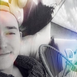 Meet your Posher, Riley